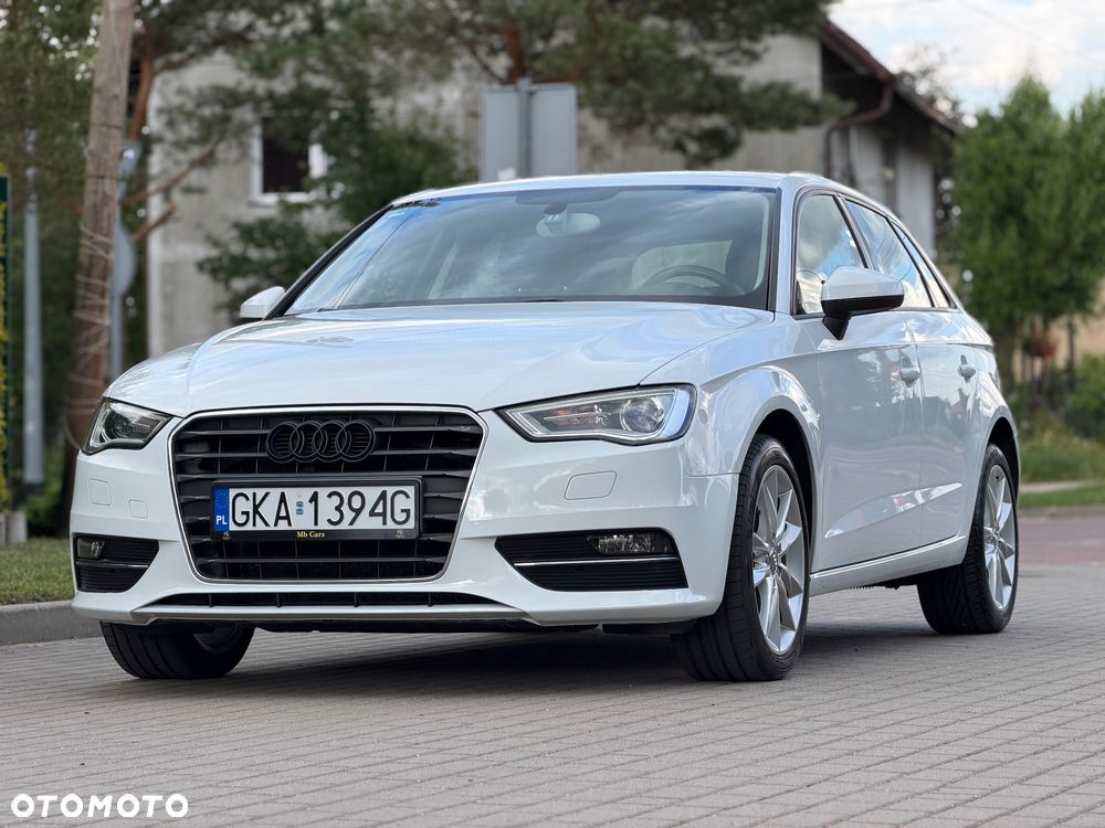 Audi A3 Sportback 1.2 TFSI Attraction - 11