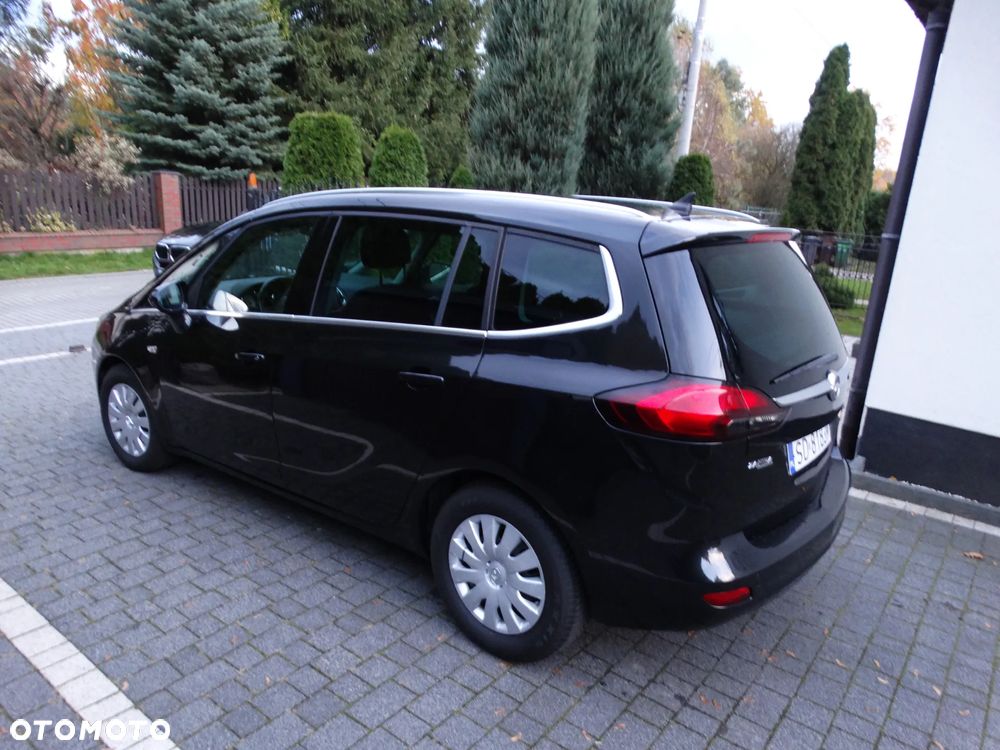 Opel Zafira - 3