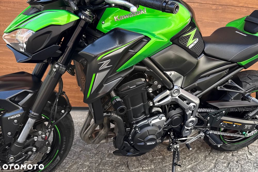 Kawasaki Z 900 - 20