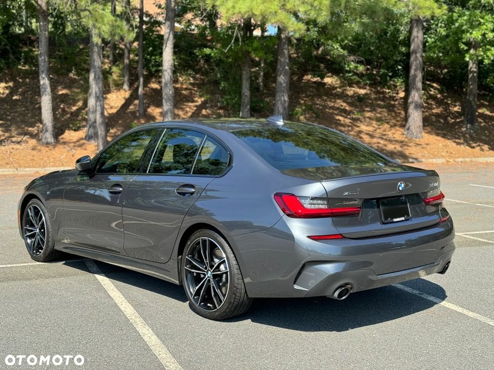 BMW Seria 3 330i xDrive Luxury Line - 8