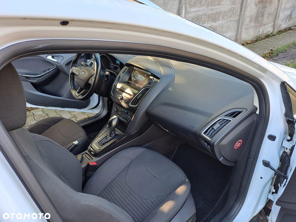 Ford Focus 2.0 TDCi Titanium ASS PowerShift - 32