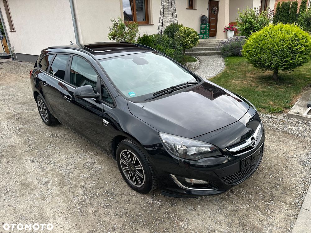 Opel Astra 1.4 T Sport - 1