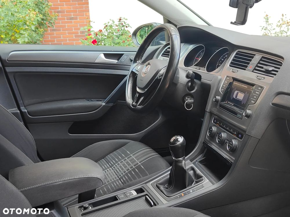 Volkswagen Golf 1.6 TDI BlueMotion Trendline - 19