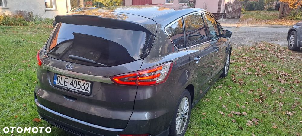 Ford S-Max - 8