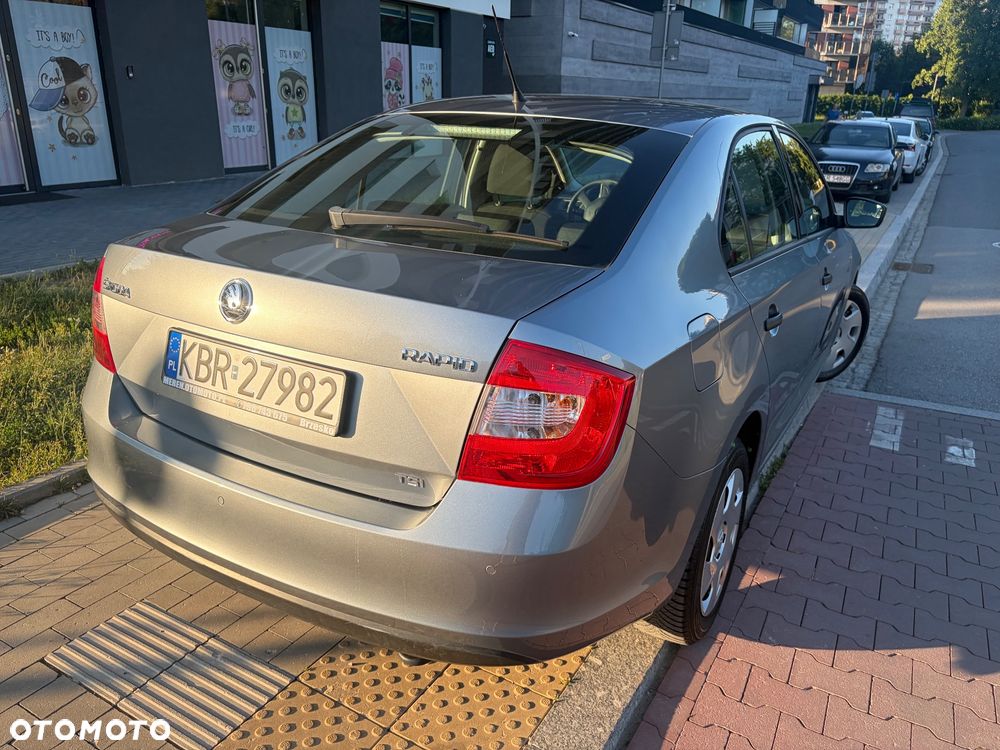Skoda RAPID 1.2 TSI Cool Edition - 8