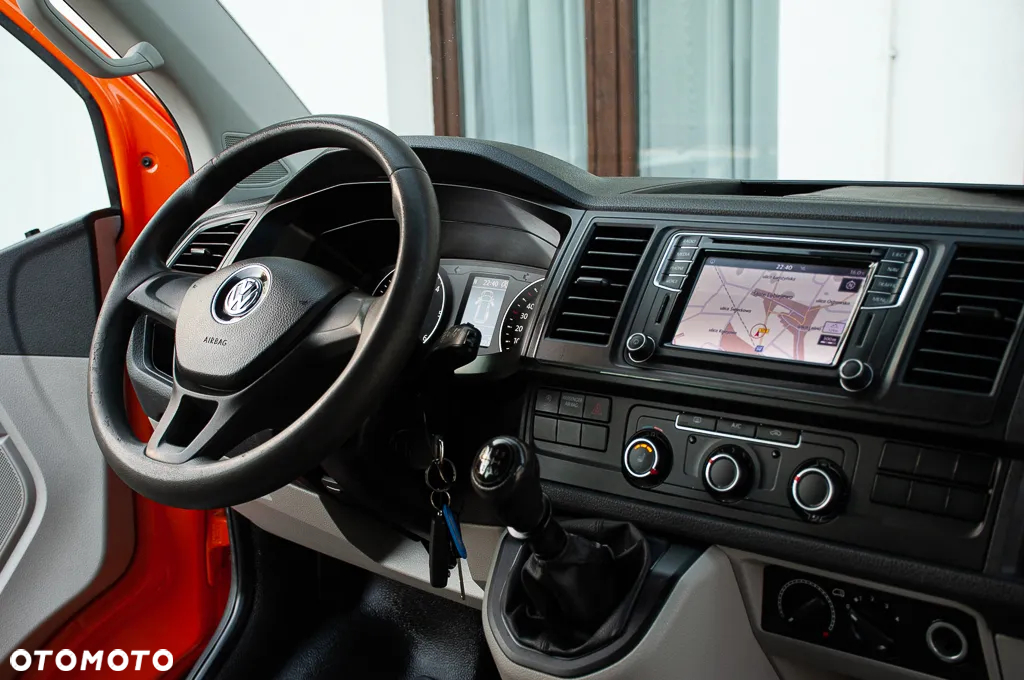 Volkswagen Transporter Caravelle Lang Highline - 18