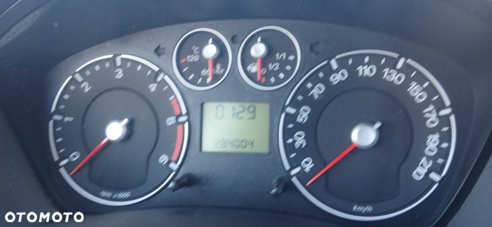 Ford Fiesta - 13