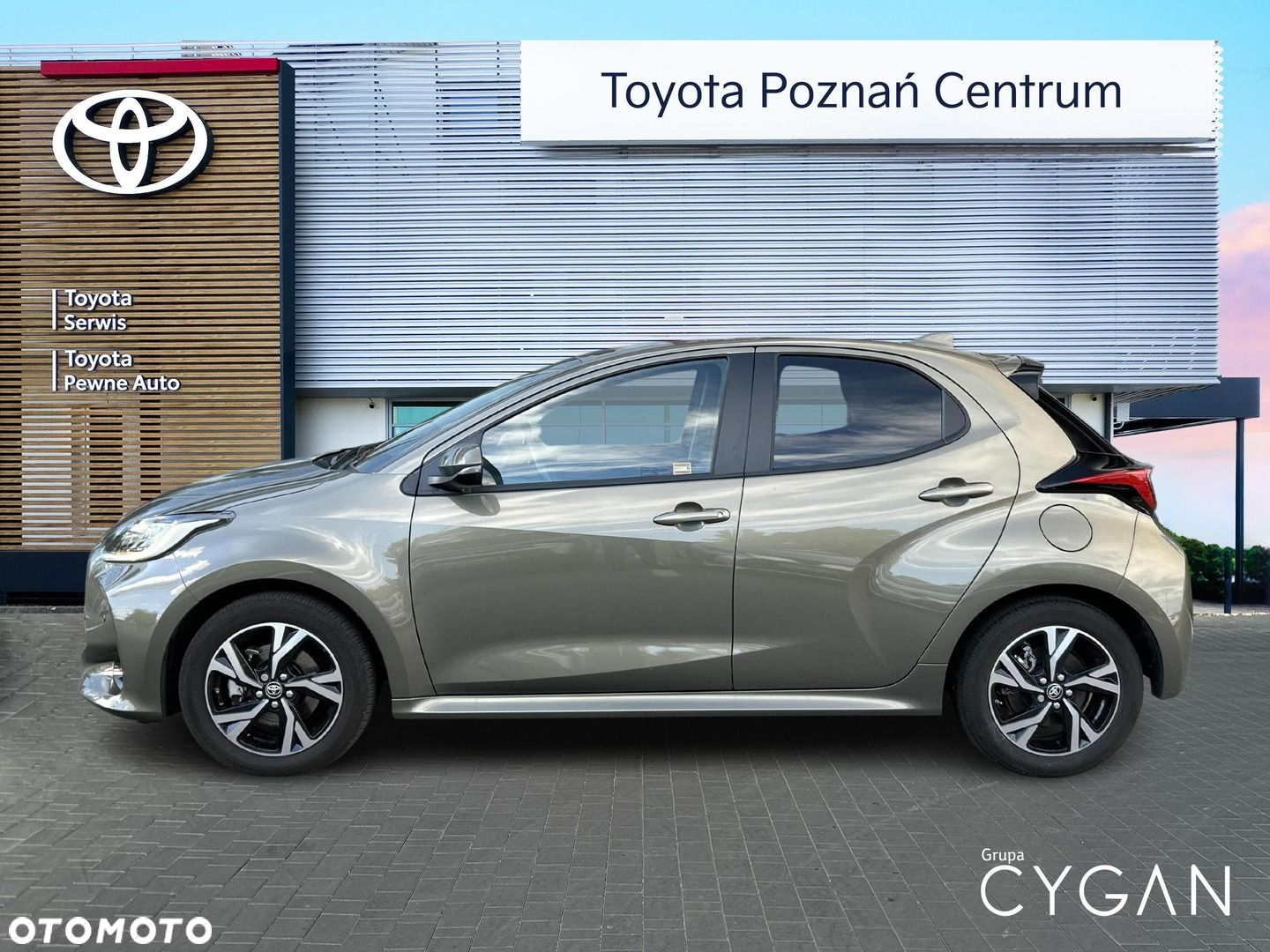 Toyota Yaris Hybrid 1.5 Style - 2