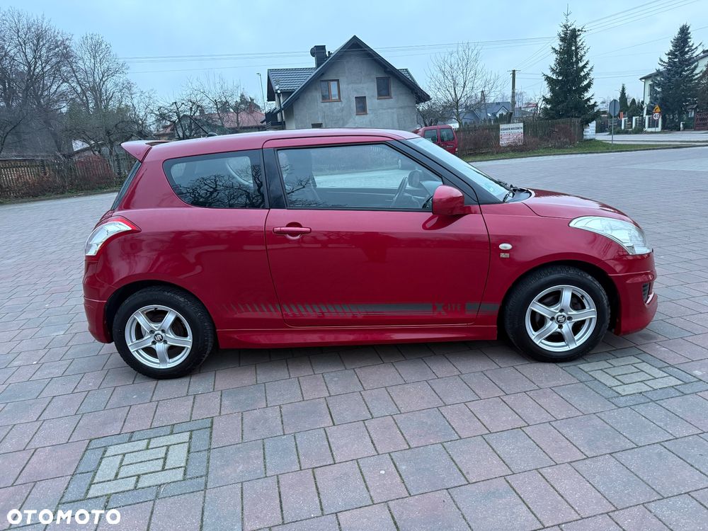 Suzuki Swift 1.2 X-ITE - 2