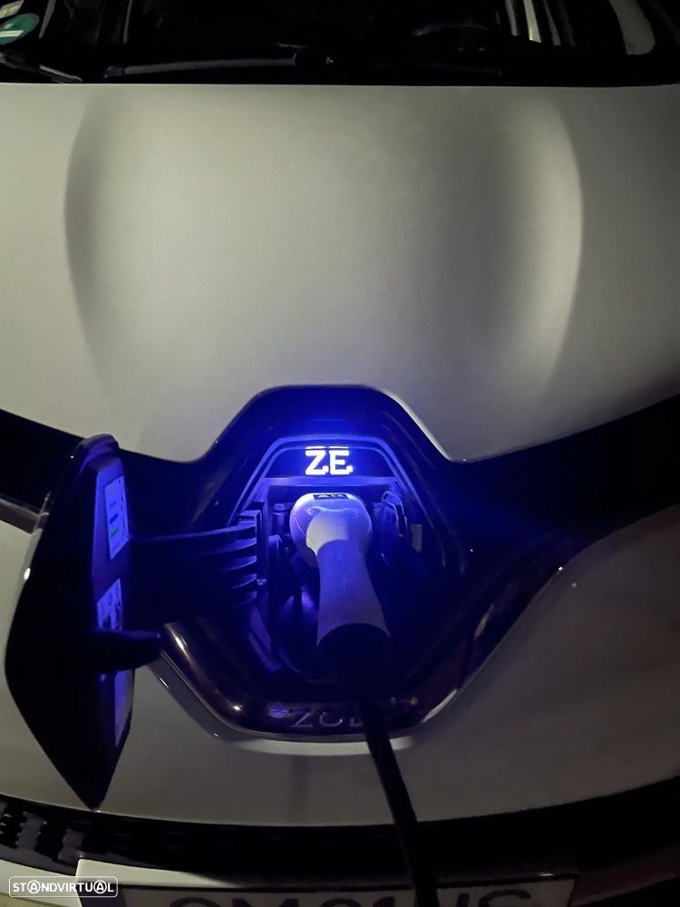Renault Zoe - 11