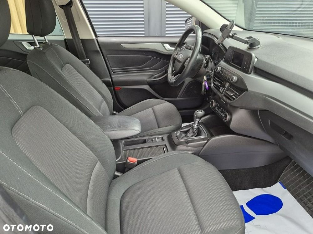Ford Focus 1.0 EcoBoost Start-Stopp-System TREND - 20