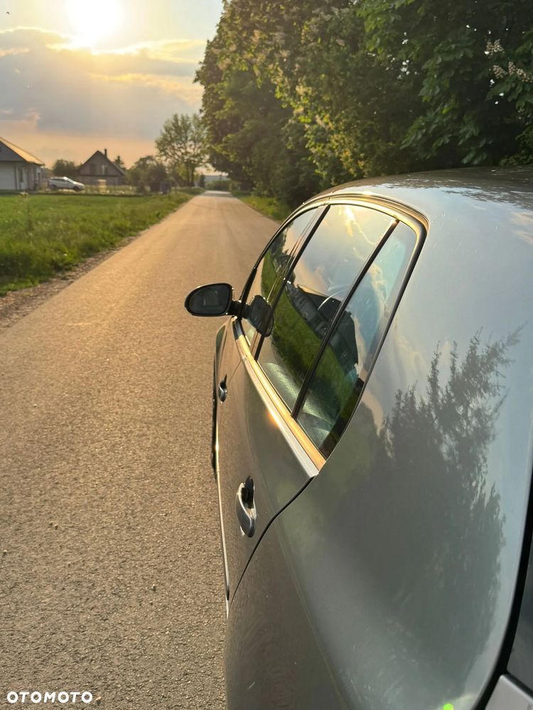 Volkswagen Golf 2.0 TSI GTI - 11