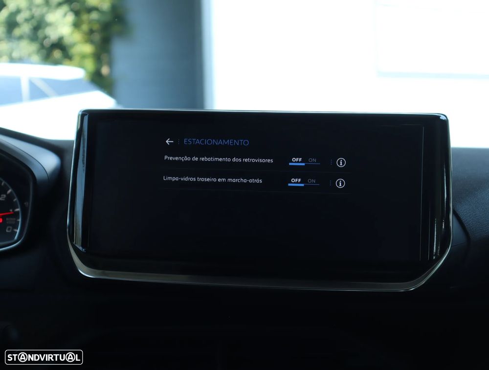 Peugeot 2008 1.2 PureTech Style - 47