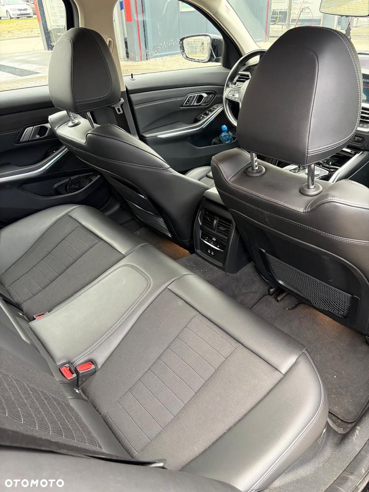 BMW Seria 3 - 8