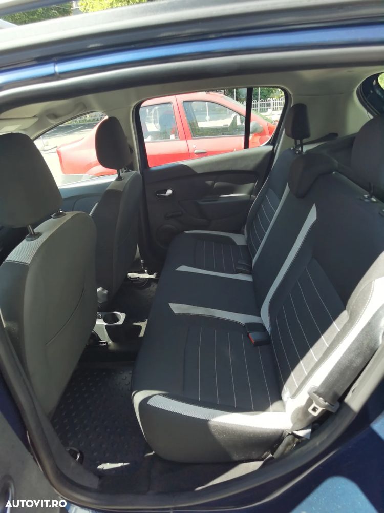 Dacia Sandero - 8