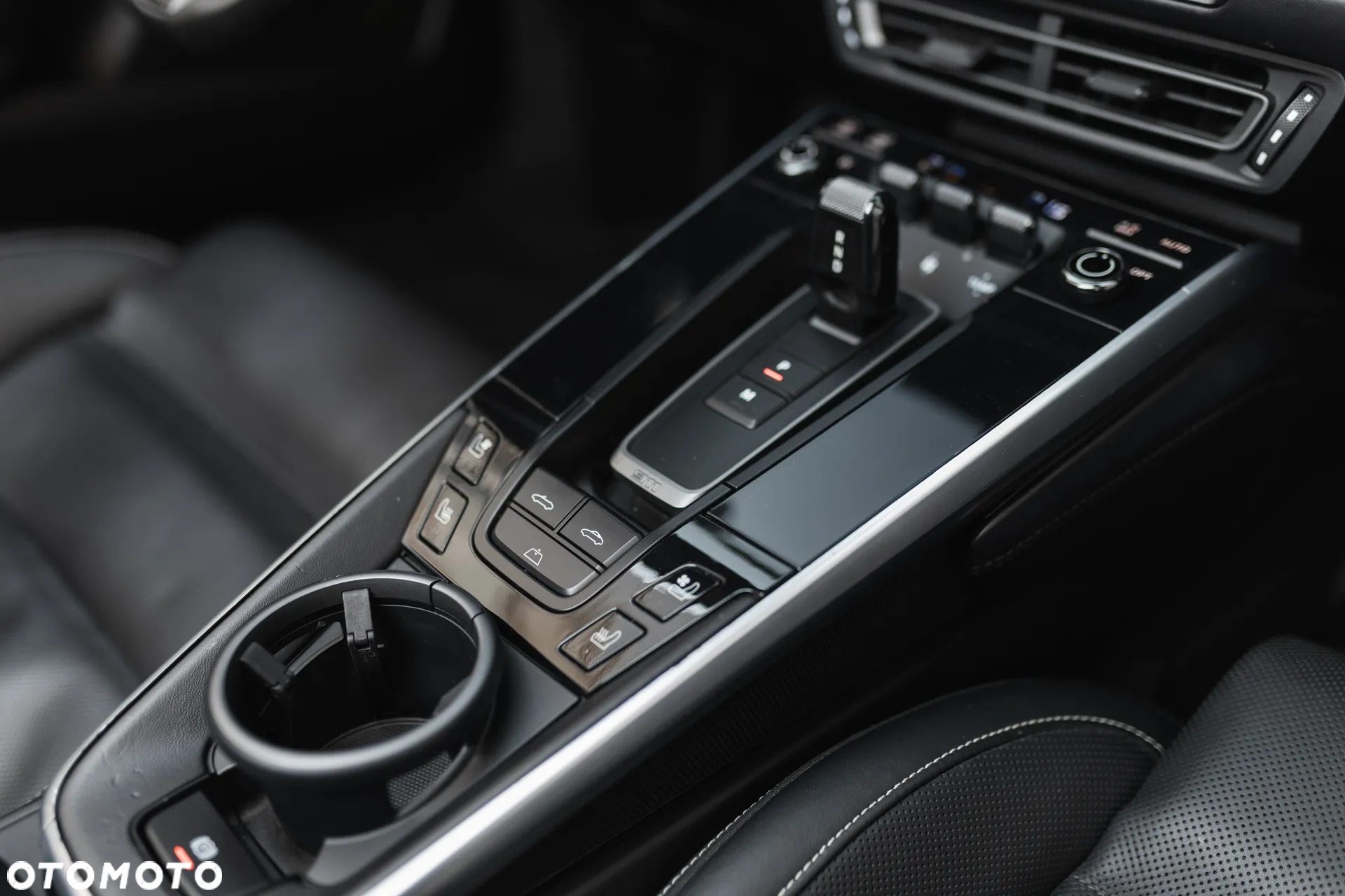 Porsche 911 Carrera S - 24