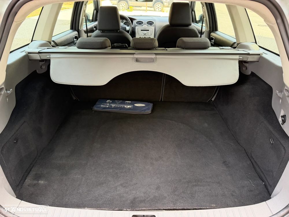 Ford Focus 1.6 TDCi Titanium - 20