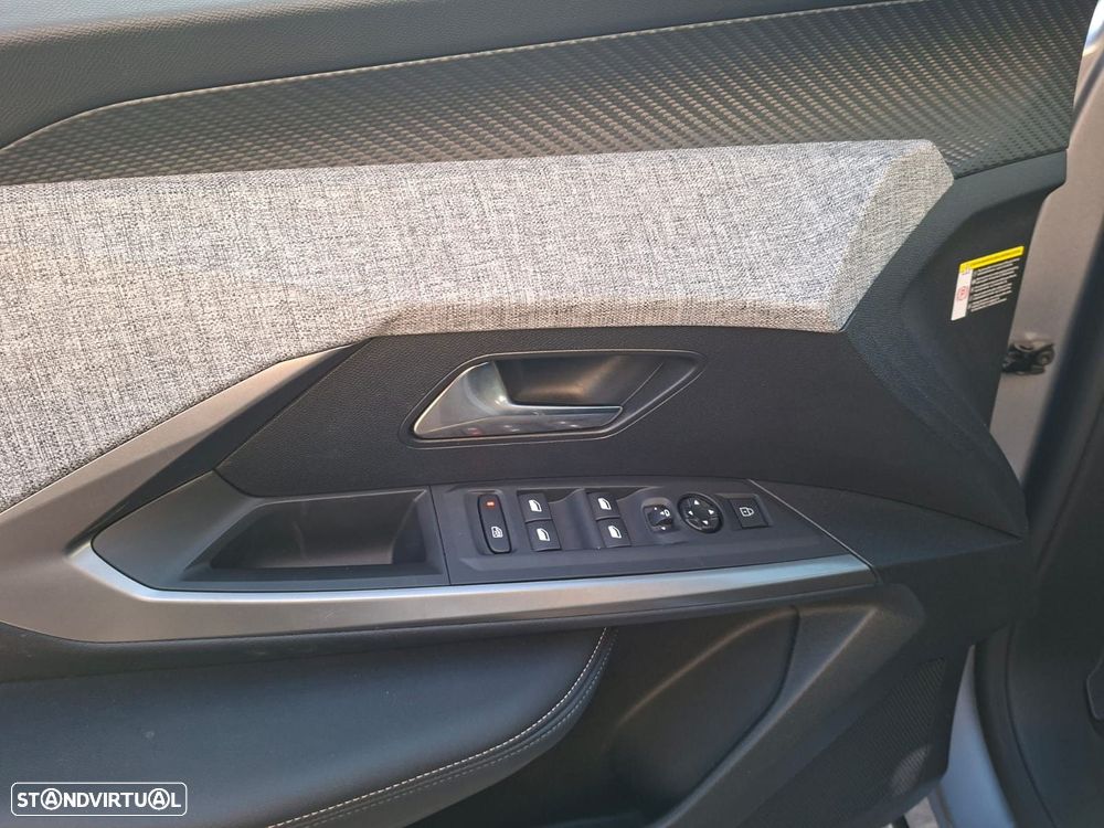 Peugeot 3008 - 17