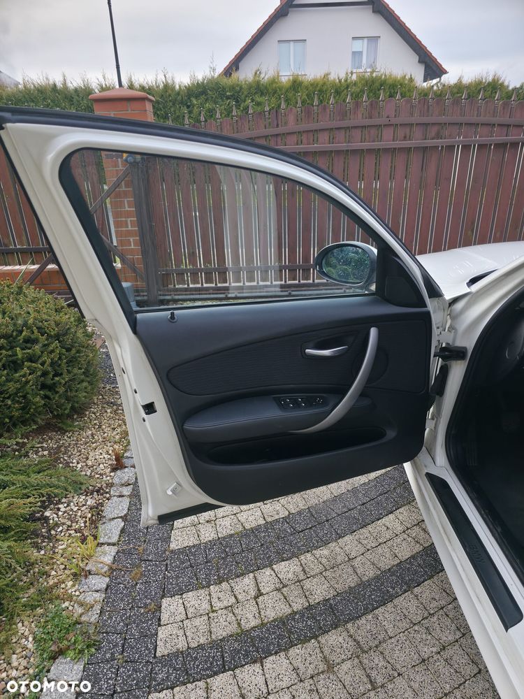 BMW Seria 1 - 28
