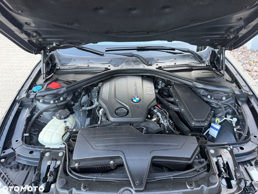 BMW Seria 3 320d M Sport Shadow sport - 18