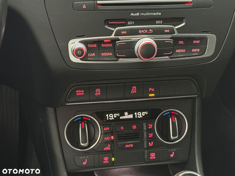 Audi Q3 2.0 TDI Design - 26