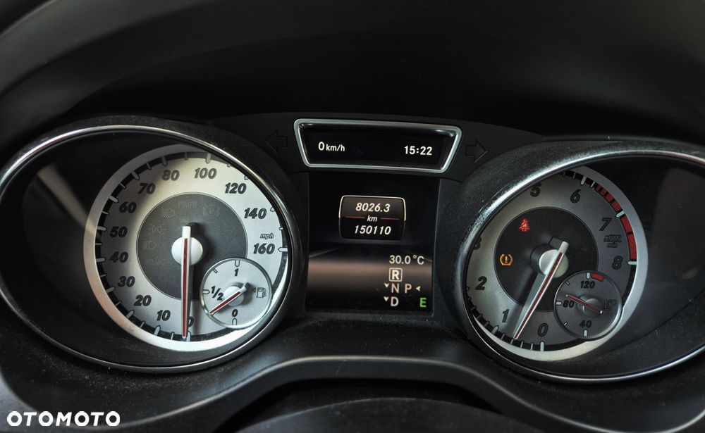Mercedes-Benz CLA 250 7G-DCT - 12