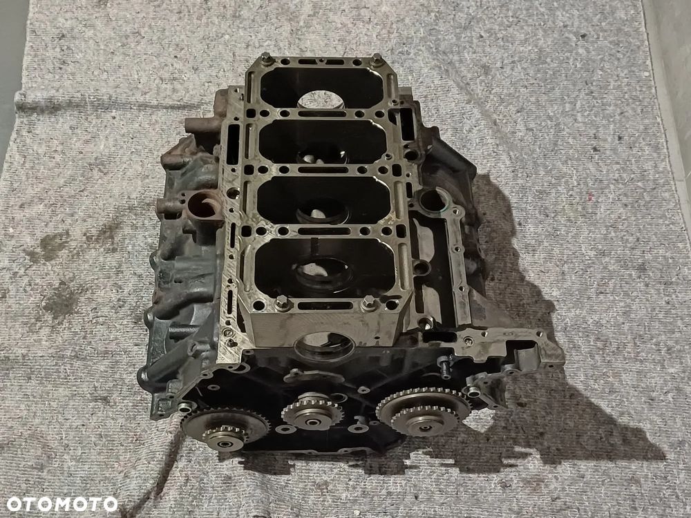 NR 77 Blok Silnika do Audi A8 D3 4,2TDI 057103021AA - 10