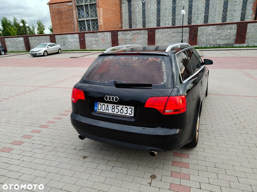 Audi A4 Avant - 11