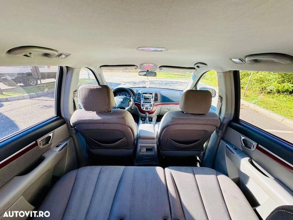 Hyundai Santa Fe 2.2 DSL VGT 5 SEATS 4WD MT STYLE - 15