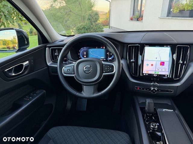 Volvo XC 60 B4 D Geartronic Momentum Pro - 15