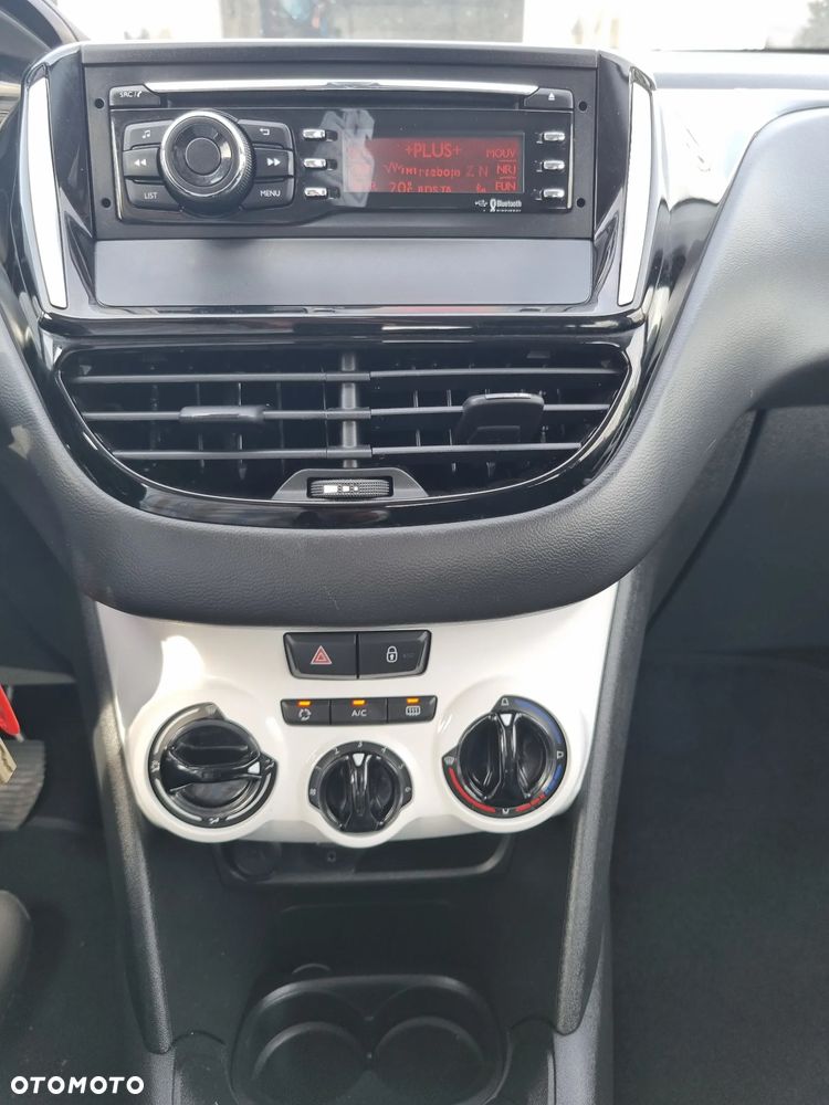 Peugeot 208 PureTech 68 Like - 16