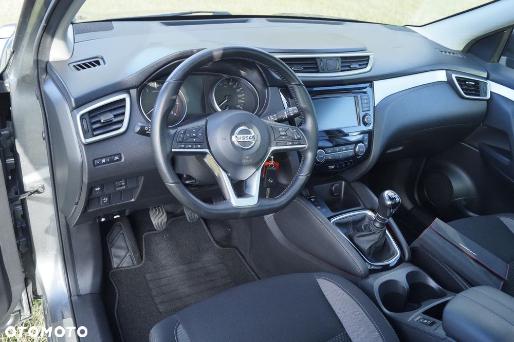 Nissan Qashqai - 10