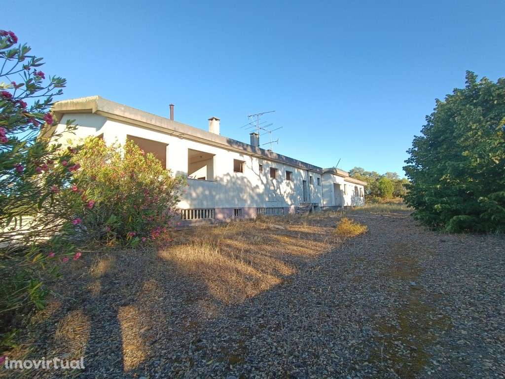 PRÉDIO PARA SERVIÇOS - Grande imagem: 2/27