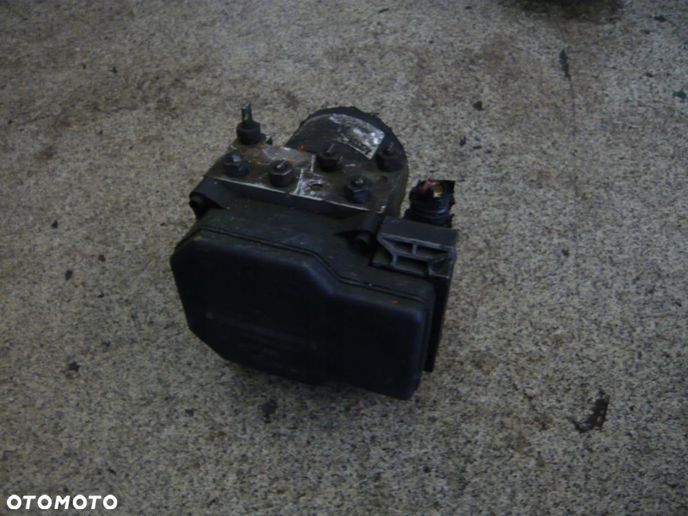 pompa hamulcowa abs 95660-17000 hyundai matrix - 1