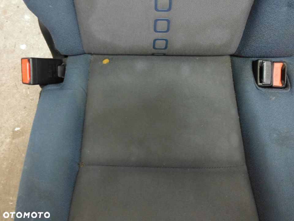 Peugeot Partner 2 Berlingo Fotel kanapa tylna tyl - 3