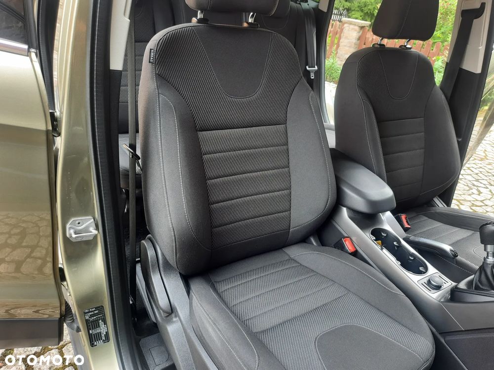 Ford Kuga 1.5 EcoBoost 2x4 Individual - 19