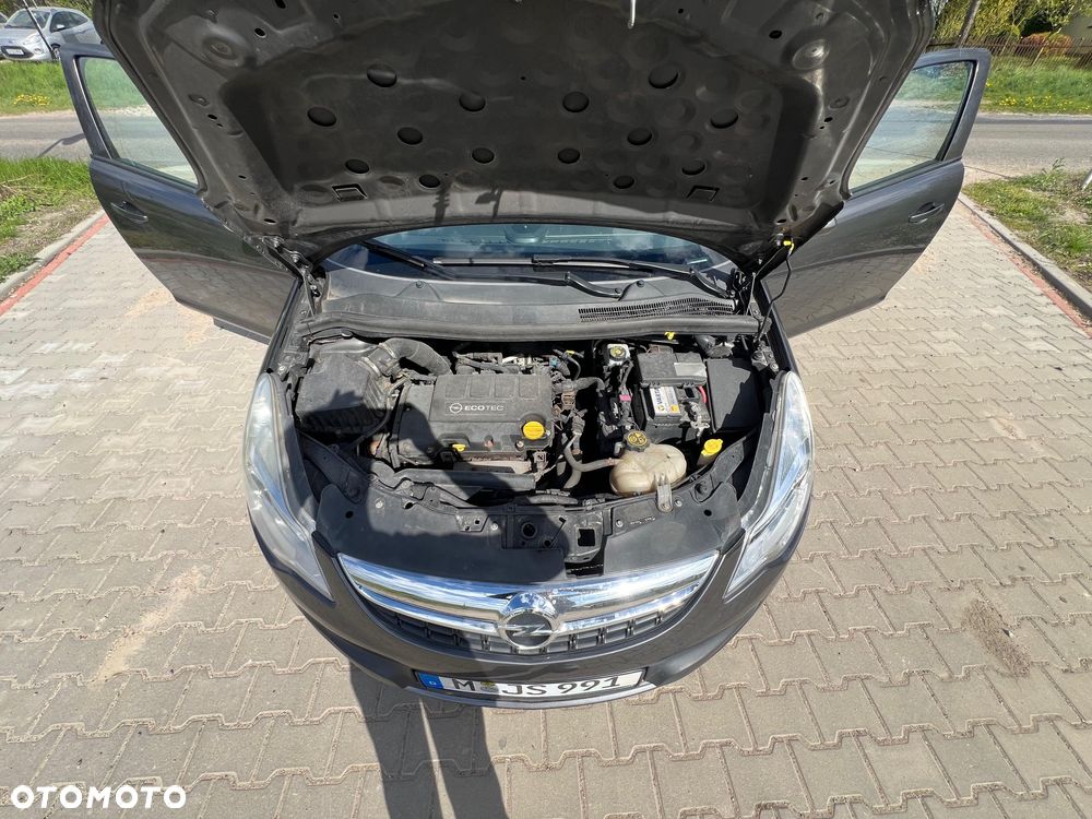 Opel Corsa 1.4 16V Active - 20