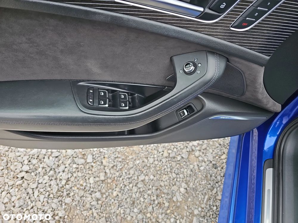 Audi A6 Avant - 13
