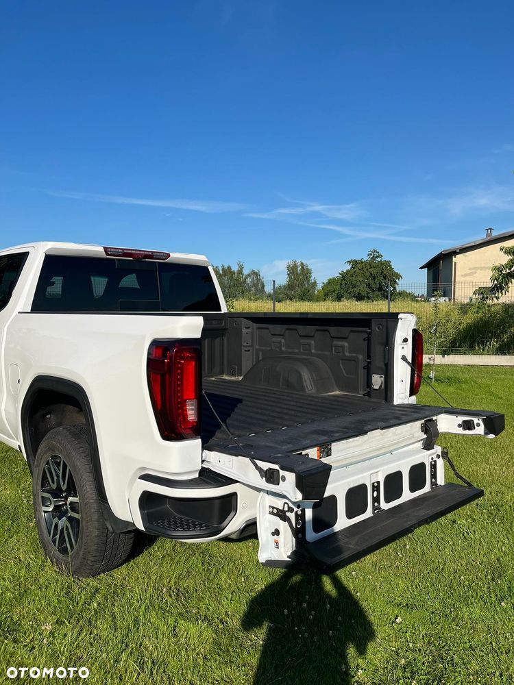 GMC Sierra - 26