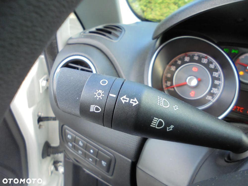 Fiat Punto 1.2 Fresh - 21