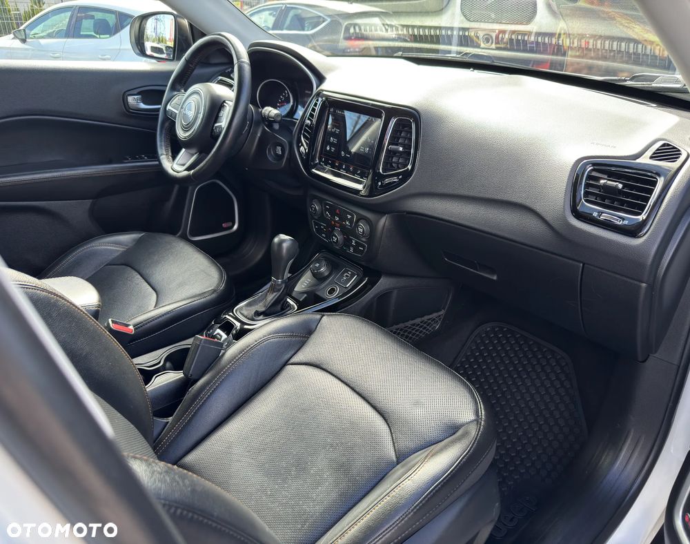 Jeep Compass 1.4 TMair Limited 4WD S&S - 35