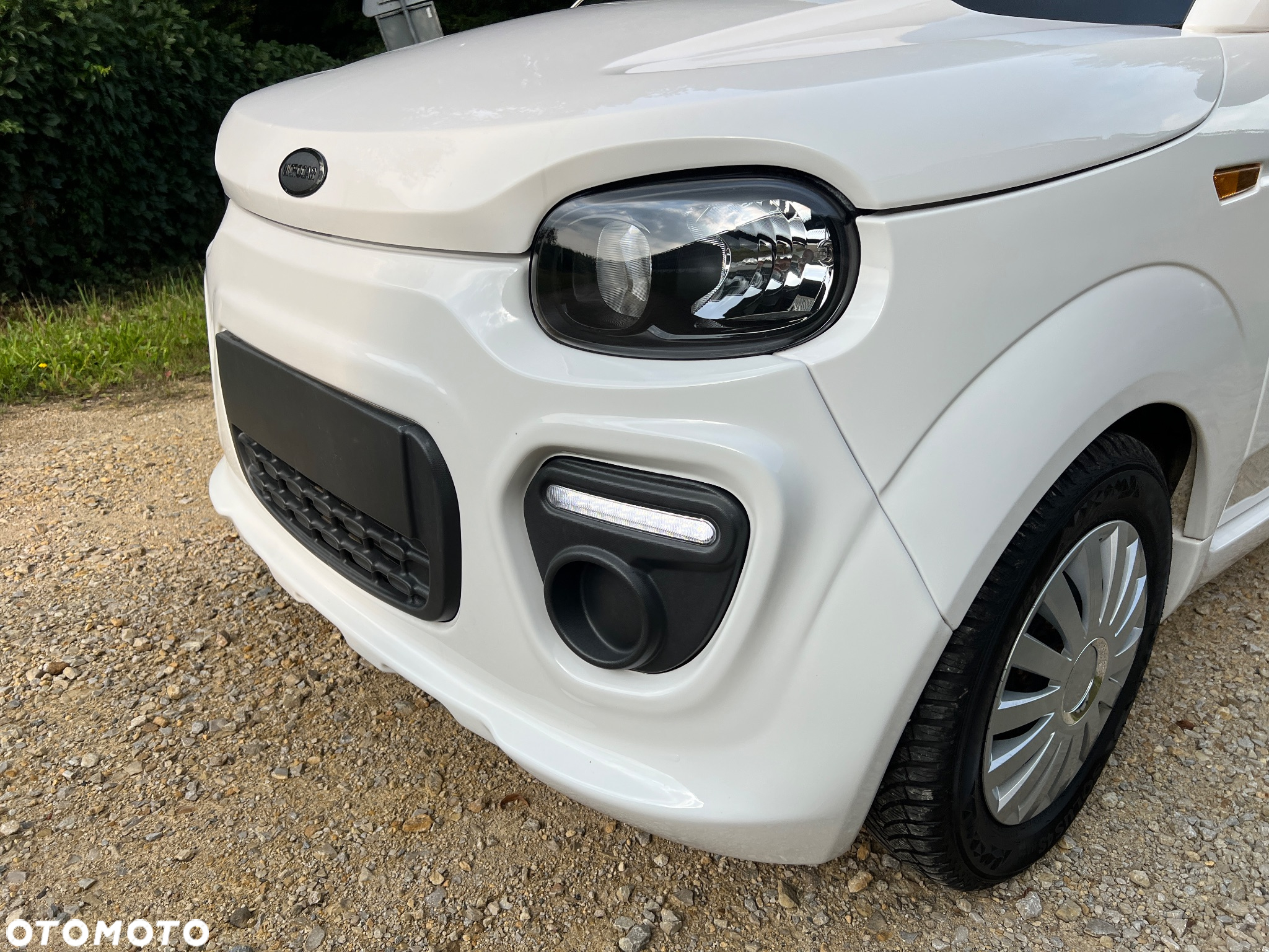 Microcar DUE - 12