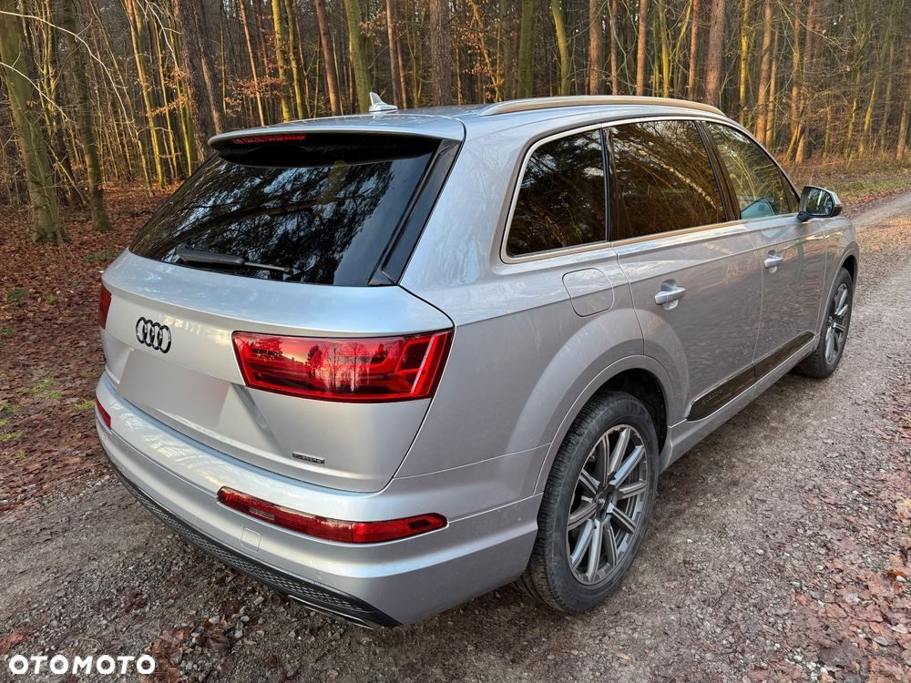 Audi Q7 3.0 TFSI Quattro Tiptronic - 4