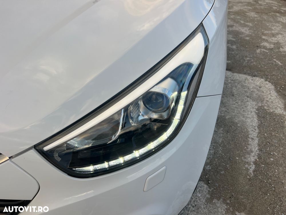 Hyundai ix35 2.0 CRDI 4WD Automatik Fifa World Cup Gold Edition - 29