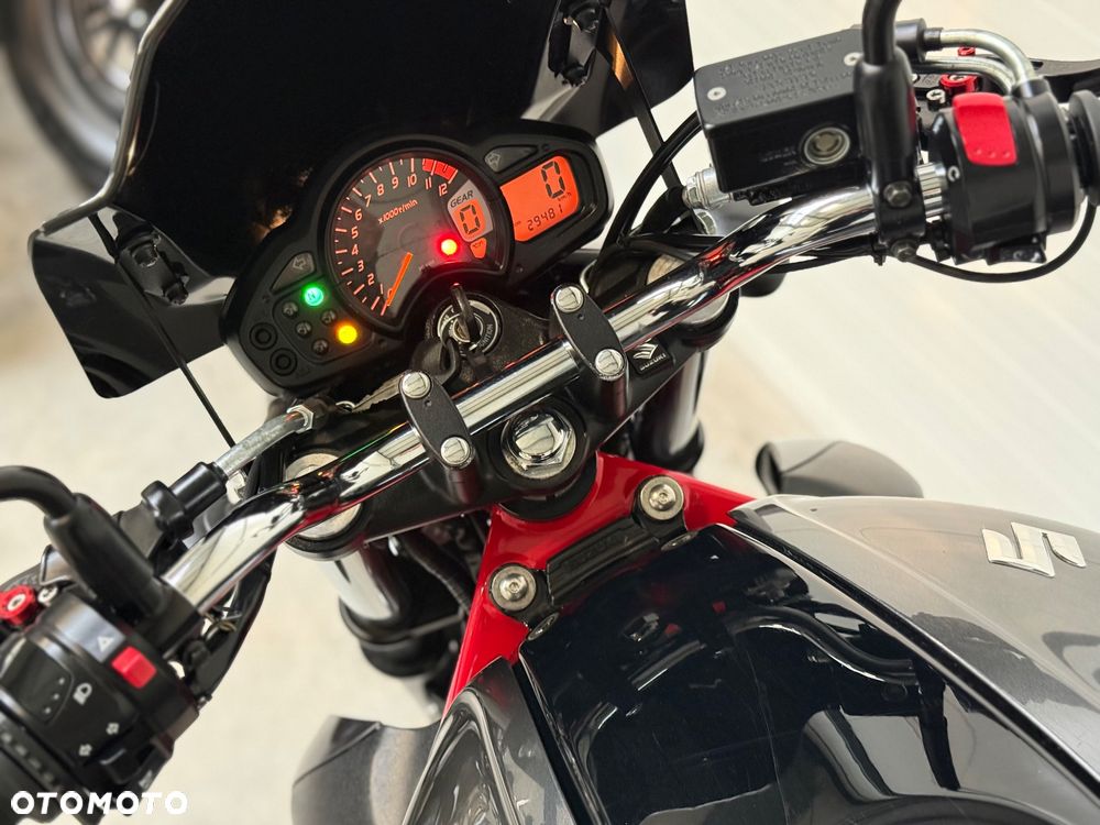 Suzuki Gladius - 27