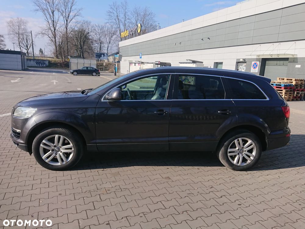 Audi Q7 - 2