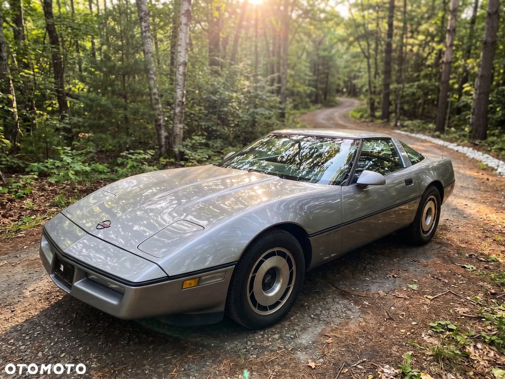 Chevrolet Corvette - 2