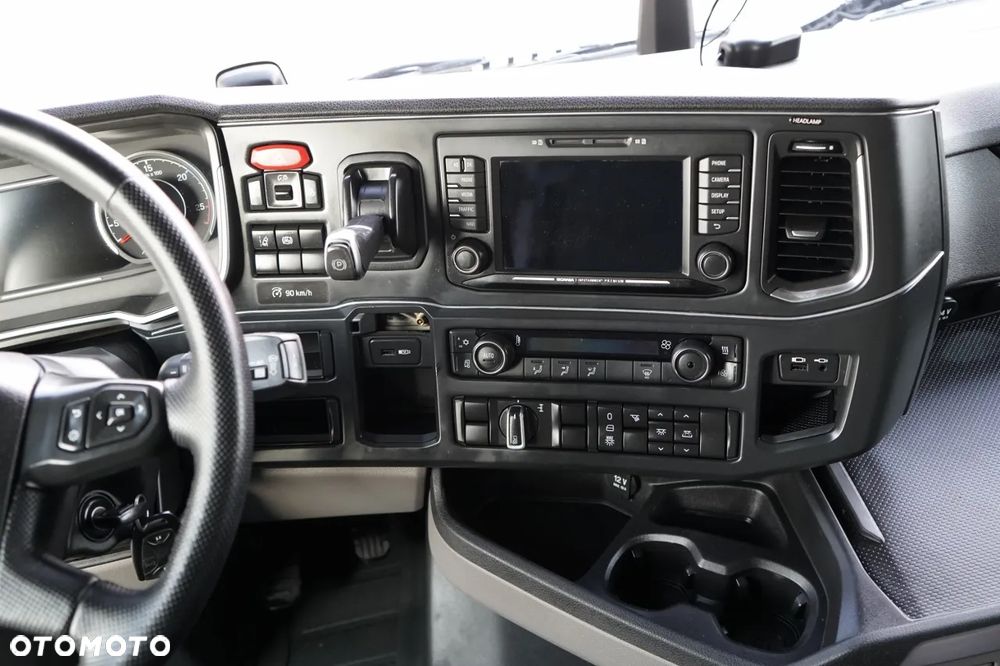 Scania S 450 / KLIMA POSTOJOWA / CAŁA NA PODUSZKACH / NAVI - 31
