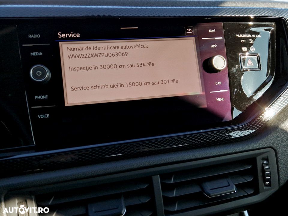 Volkswagen Polo 1.0 TSI DSG Life - 23