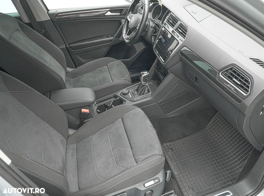 Volkswagen Tiguan 2.0 TDI 4Mot DSG Elegance - 13